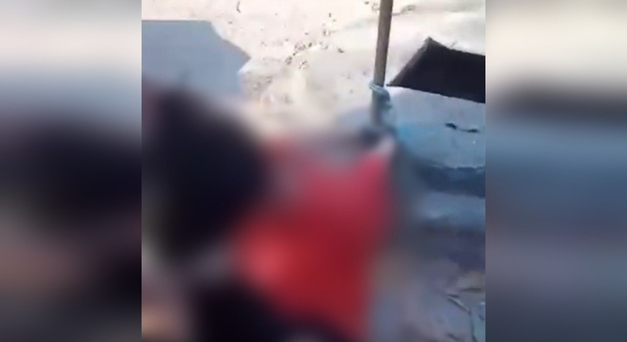 Criança foi amarrada e agredida com socos e chutes em Várzea Paulista (SP) — Foto: Reprodução/G1